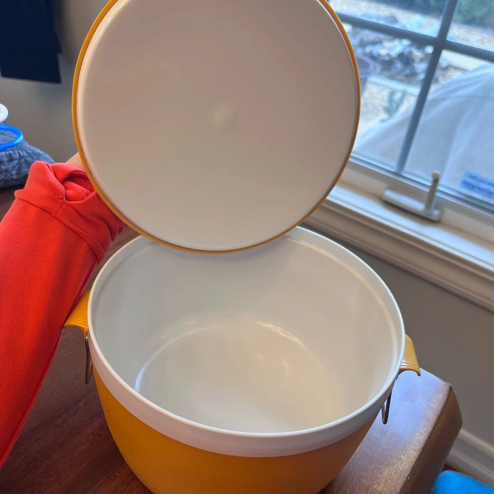 Vintage Sunfrost Thermo-o-ware Yellow Ice Bucket with White Accent and Gold Knob